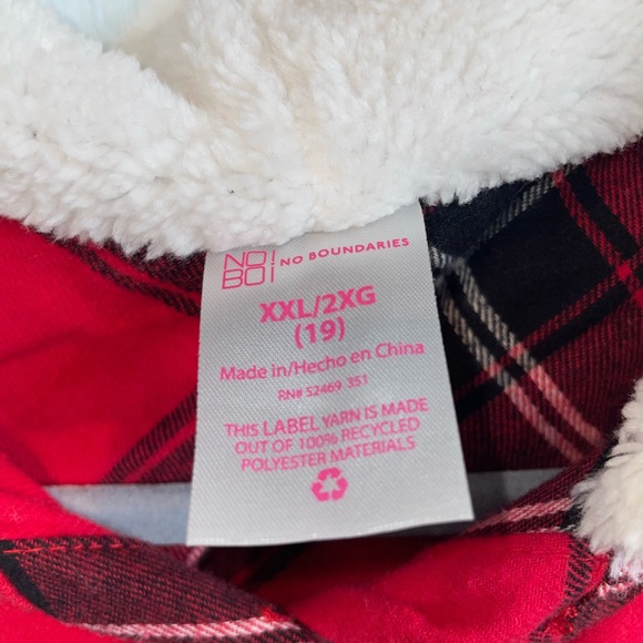 Black and Red hooded top - Picture 6 of 6